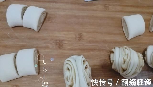 馒头吃腻了,试试这个面食,筋道咸香,连吃三个都不够