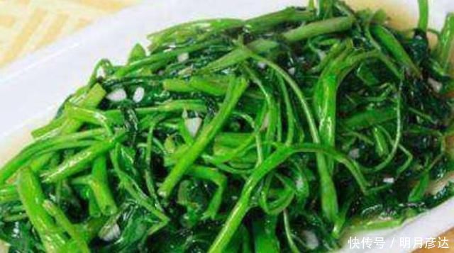 女性不想老太快，常吃此菜，调经养血，子宫干净了，肌肤更红润