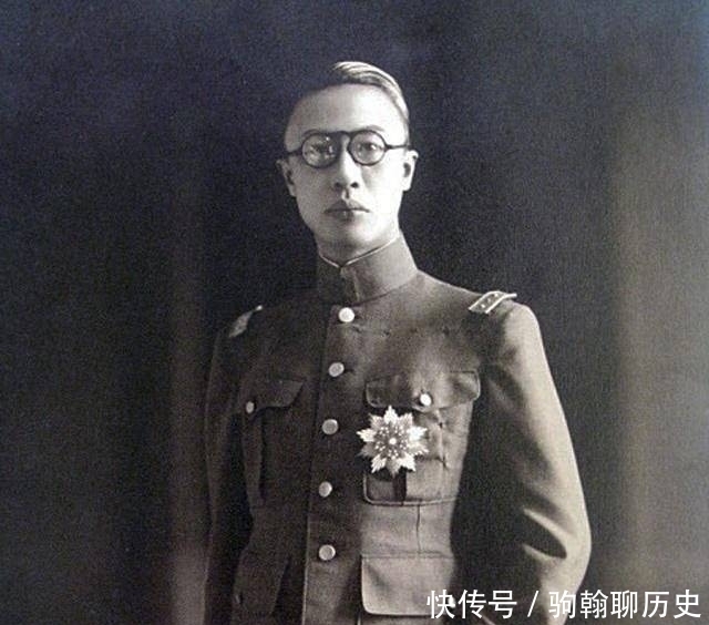 重游|晚年溥仪重游故宫，对着龙椅说了这样一句话，让世人都为之感慨！