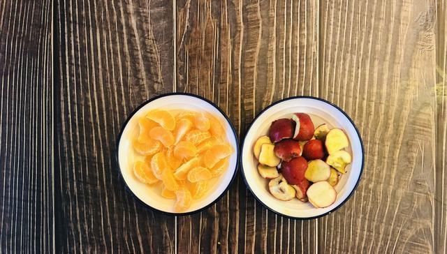 砂糖|咳嗽总不好90岁老奶奶用3种食材一起煮，润肺止咳，全家不咳嗽