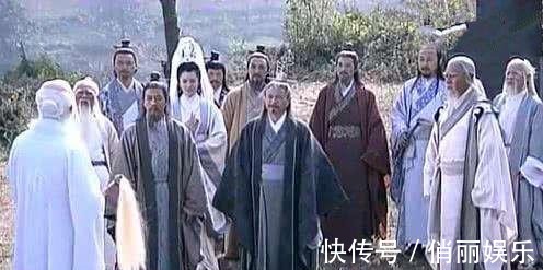 燃灯$封神中有一准圣,法力高运气好,躲过封神榜,千年之后人人皆知