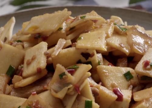 居家分享冬笋肉片的好吃做法，鲜香解腻又营养，老少皆宜的美食