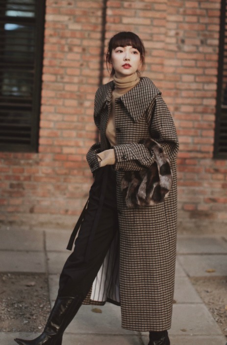 修饰|据说气质女生会爱上简约风,这样穿大衣,让你一整个冬天都很美