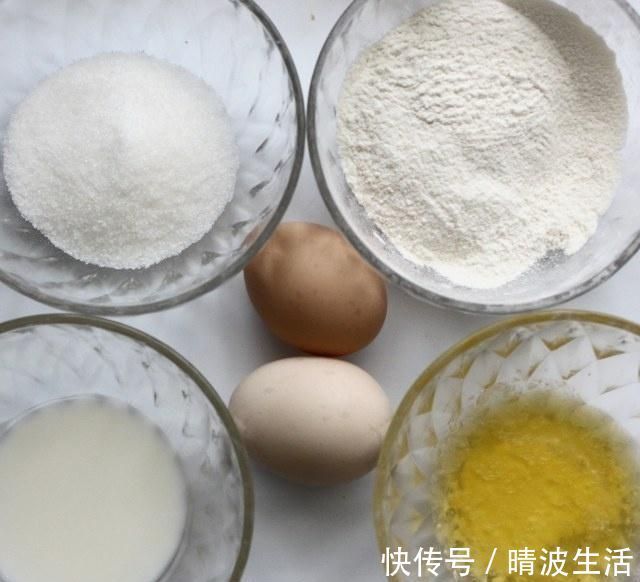 一款超颜值的甜甜圈蛋糕,一口能吃一个,绝对不夸张