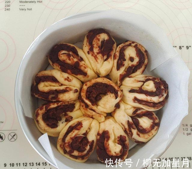 面包|红豆沙面包，甜而不腻，孩子超爱吃！