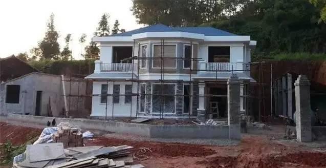 开山|70后老夫妻合伙开山,40万为孩子建独一无二的2层婚房,牛!