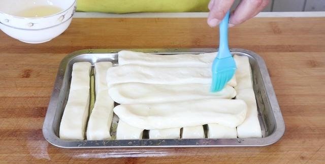 香掉牙的葱油饼教程来了，咬一口直掉渣，学会可以直接开店了，香！