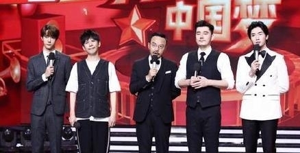 《天天向上》新主持名单出炉,一博大张伟离开,自此再无天天兄弟