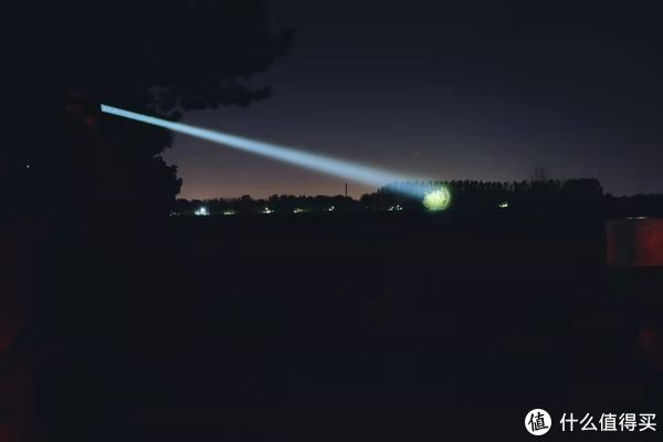 光剑在手,黑暗你走——纳丽德L10MAX白激光手电