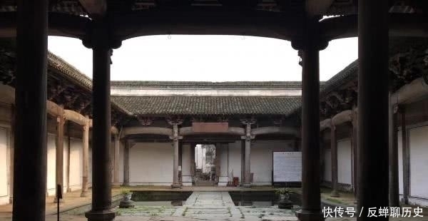 徽州木雕是传统民间雕刻艺术之一,古建筑中的艺术珍品,绝技!