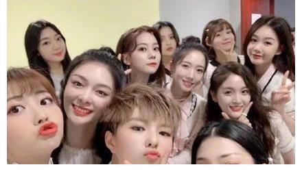 孟美岐|火箭少女合體錄制新綜藝：孟美岐公開邀請賴美云，張紫寧確認(rèn)加盟