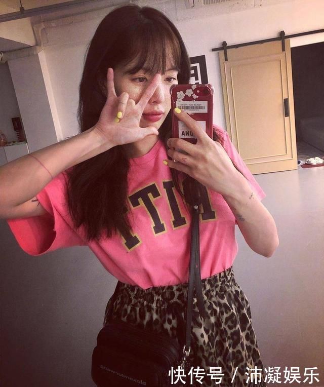 不小心又被泫雅风美甲种草了,轻松上手还显白,总有一款你喜欢