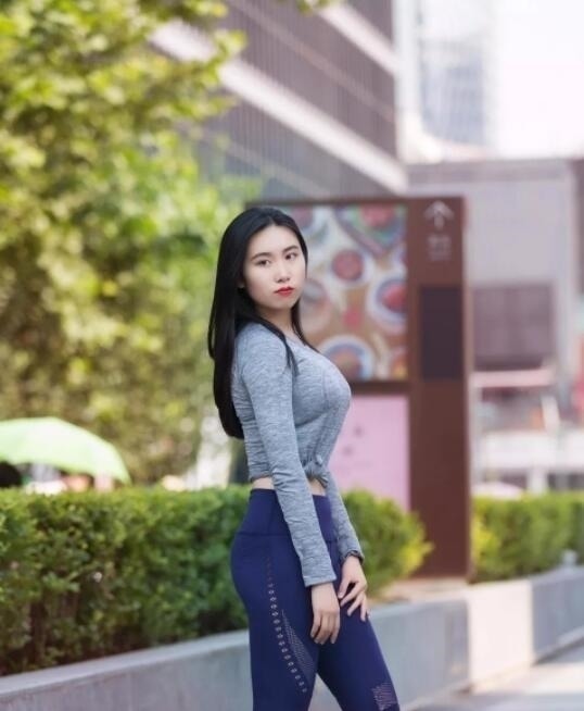 小蛮腰 高腰衫配打底裤,时尚女生的最爱,小蛮腰并不是每个人都有的