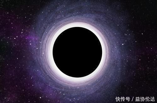 吞噬 距地球十亿光年外,科学家观测到了罕见的三个黑洞碰撞,十分壮观