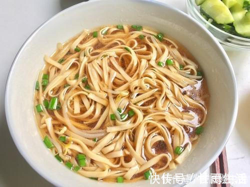 精盐|清汤面,面条直接煮就错了,难怪不筋道不好喝,大厨这样做才对