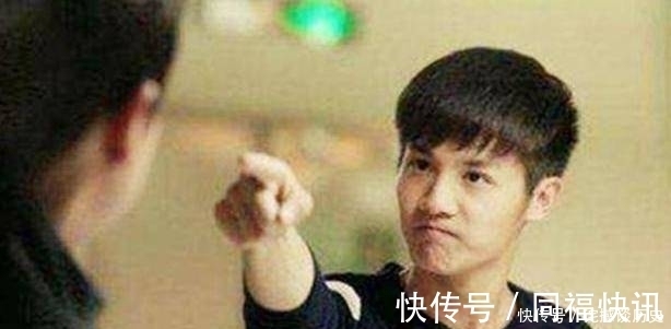 李女士|11男孩跟妈妈顶嘴,在外面被扒光,网友毁掉一个孩子很简单