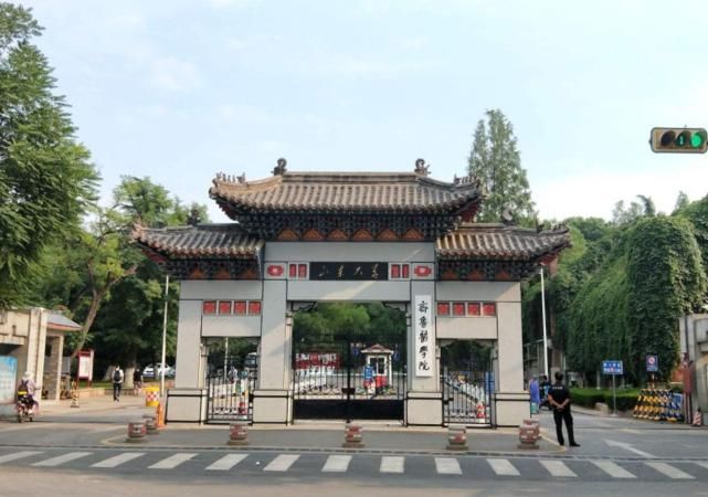 南湘雅|新一代医学院“四大天团”，协和地位依旧，齐鲁却已沦为过去式