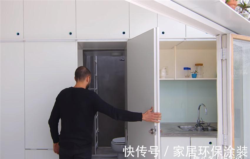 扇形|夫妻俩贪便宜买25㎡老破小：扇形阳台和三角客厅太鸡肋，心态崩了