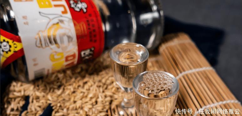 白酒|中国平价白酒中的“极品酒”,口感不输茅五剑,老酒鬼爱不释手