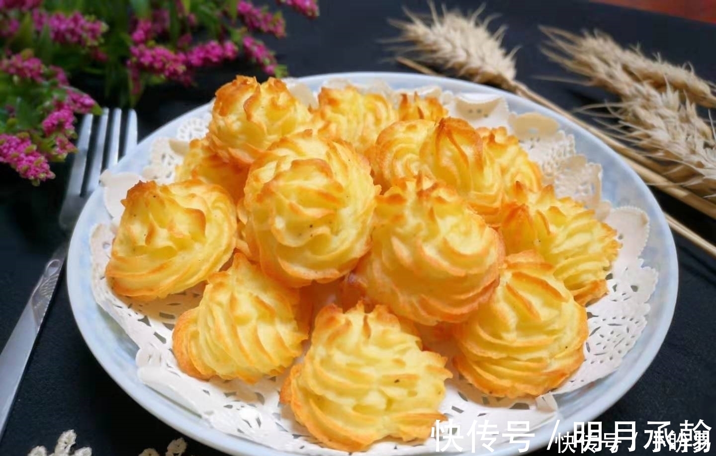 小面姨|一个土豆，一个鸡蛋，做出的小吃，不油炸，外酥里嫩，孩子最爱！