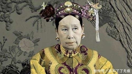 慈禧|慈禧一顿饭百道菜,此国统治者一天一顿饭,多年后清朝被此国打惨