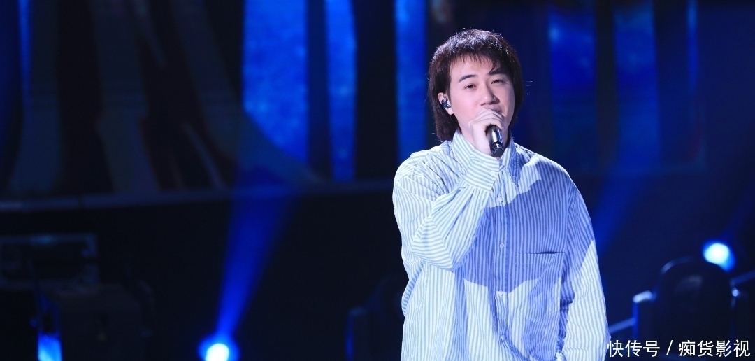 星期一有《中国好声音》冠军拉票会,淘汰学员返场,四位导师开唱