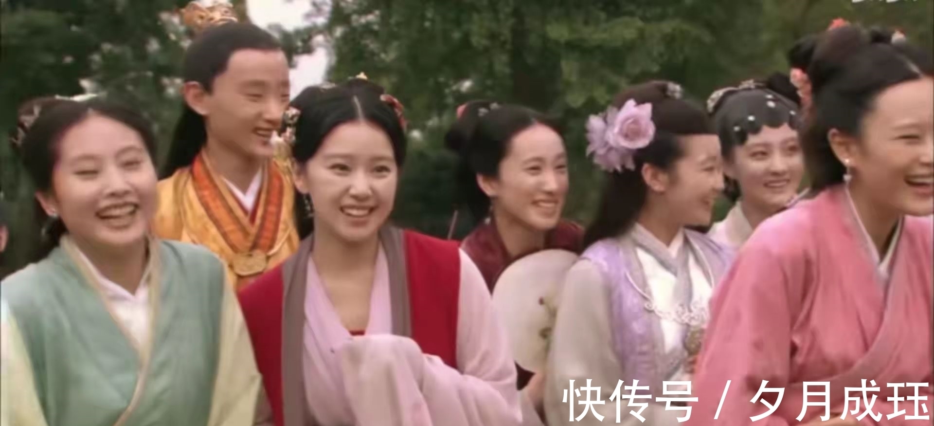 芍药!没有对比就没有伤害,一个简单的睡姿,看两版《红楼梦》的差距