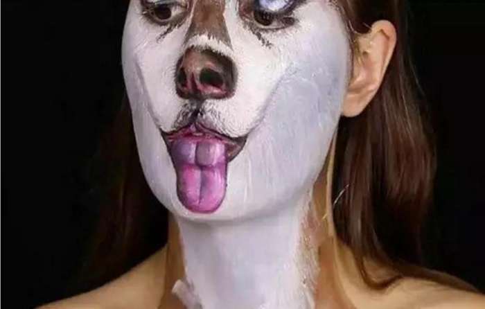 真假|女子将自己化妆成二哈模样,和自家狗狗一起拍照,众人难辨别真假