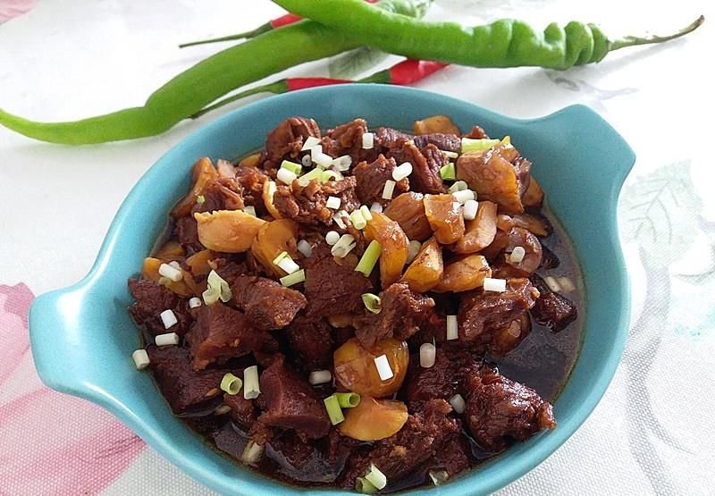 秋天最该多吃这菜,成本35元,壮腰强筋养脾胃,腰不酸了腿脚利索