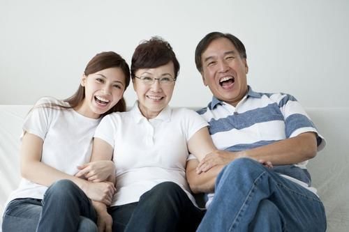 公证费|房产证想要过户给子女,建议你选择最后一种方式,能省下不少钱