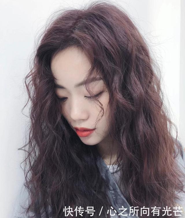 发际线 发际线高的女生,多留这几款发型,显瘦又女神,对发量没要求!