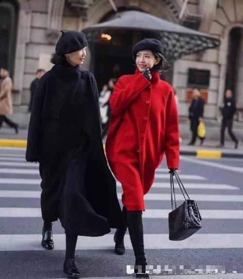 时尚|中年女性大衣如何搭配长裙+打底裤,时尚又保暖,看三木妈妈的搭配效果