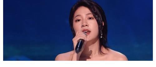 廖昌永|《中国好声音》廖昌永选曲，陈文非被压的不行，唱和声都是她的活