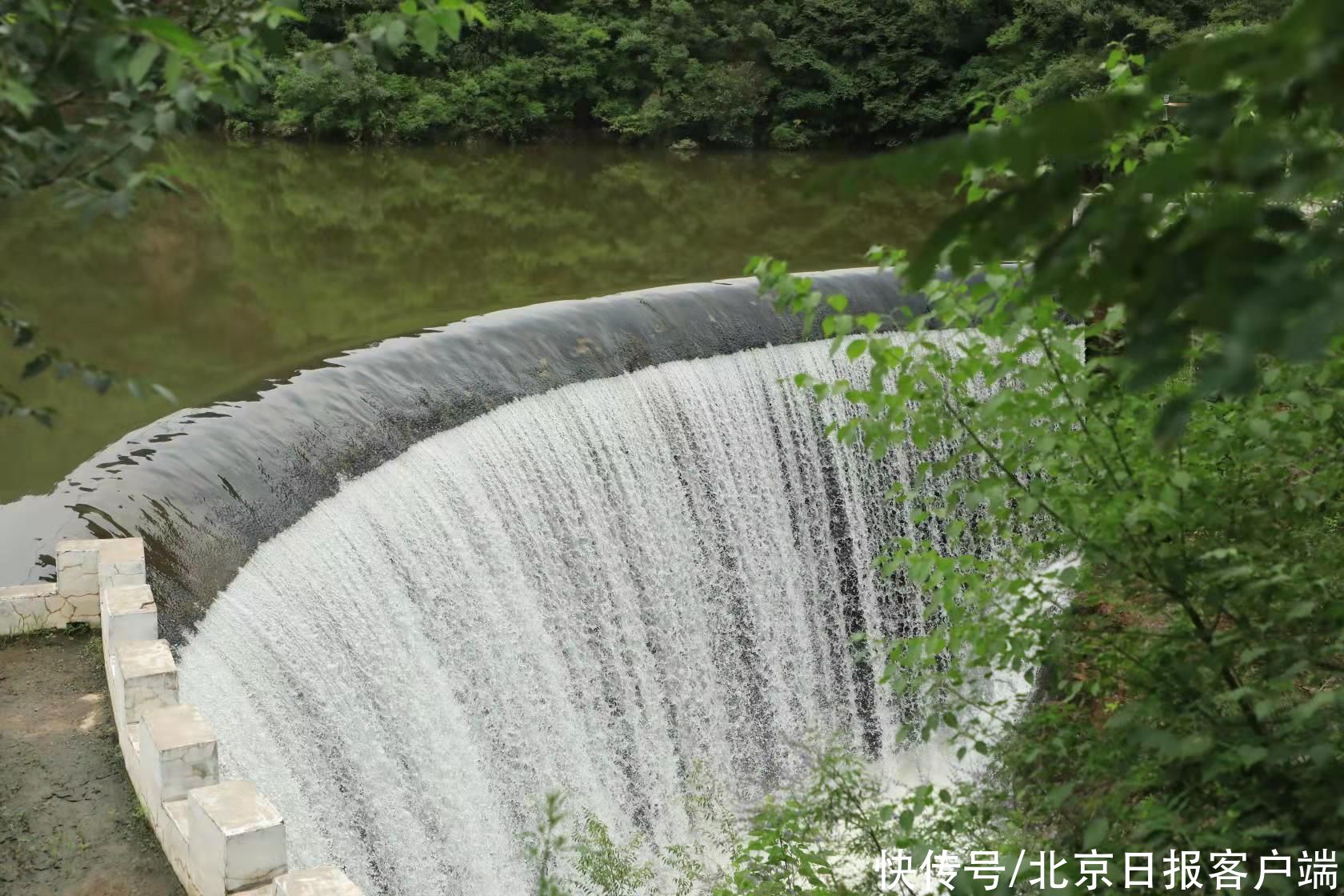 水幕|恍如仙境！怀柔汤河口镇银河沟水库大坝现飞瀑美景