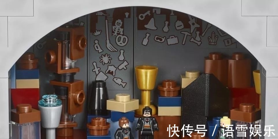 ginza 能玩的转AJ、supreme和各大潮牌的乐高,绝对是最牛的成人玩具!