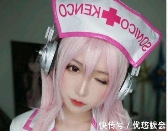 名气|腐团儿直播上演Cos秀,十分钟内被超管封禁警告两次是什么操作?