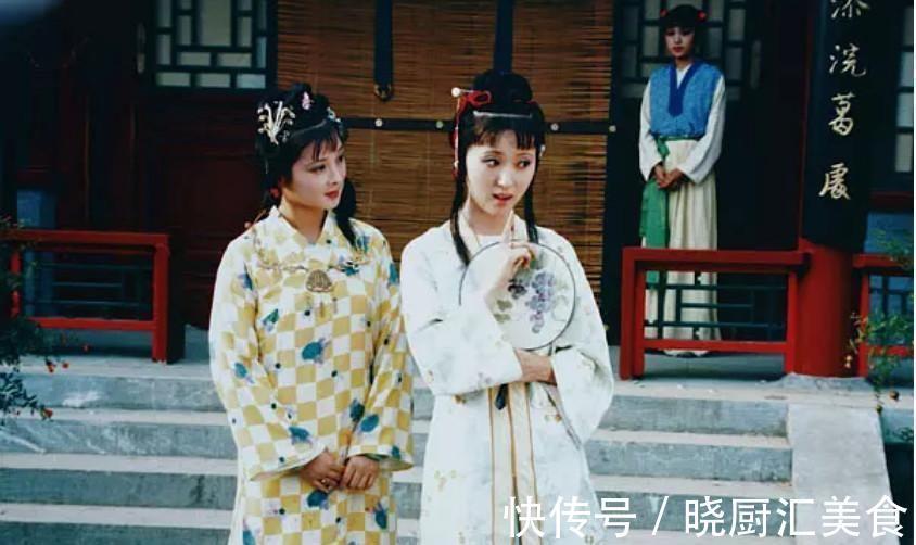 宝玉#红楼梦里，为何晴雯死了，林黛玉一点反应都没有？还满面含笑