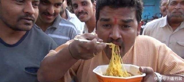 不少|别再冤枉方便面了,真正的“垃圾食品”是这3种,或许爱吃的人还不少