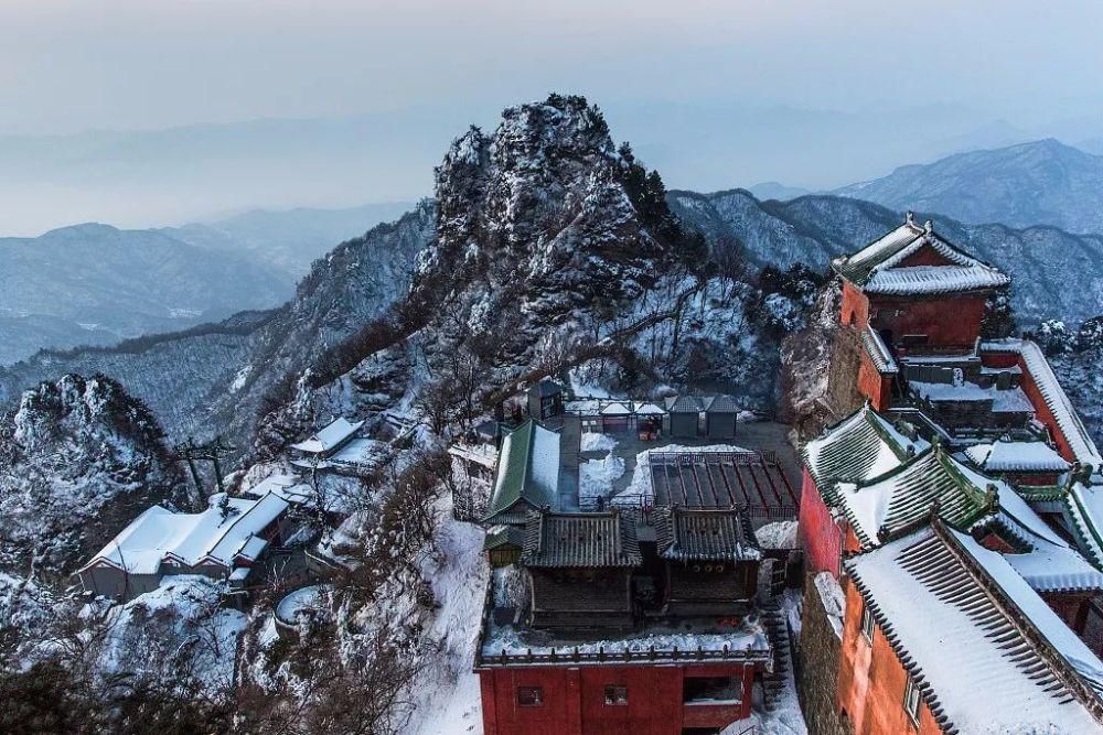 风雪|风雪武当山，仙境藏玄机！大雪封山时，道人、隐士都在干什么！