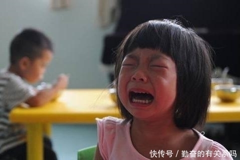 |搞笑:儿子第一天上幼儿园就被劝退了,你家孩子是不是也这样?