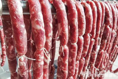 究竟|外表看起来诱人的火腿肠,究竟是什么做的看完之后,终于放心了