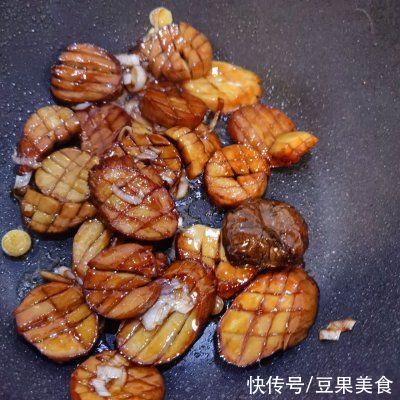 人气特色菜「素鲍鱼」红烧杏鲍菇，总有一款你所爱
