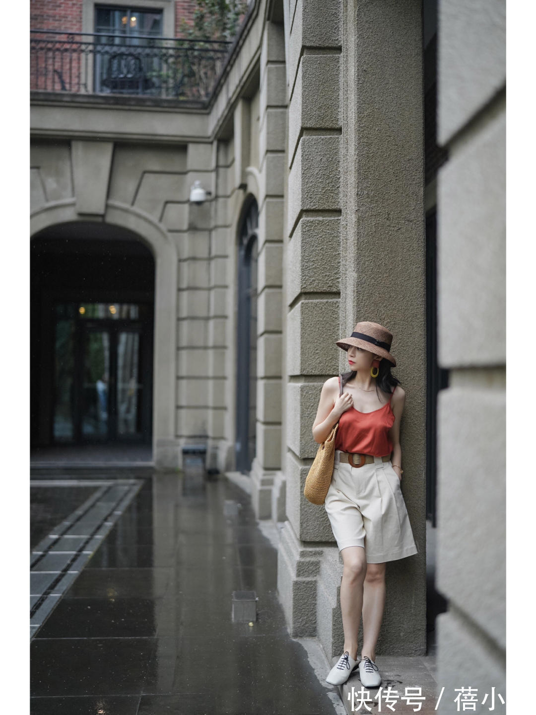 露肤|跟三木博主学穿衣,穿搭小白也能逆袭时尚女神,这4个技巧就够了