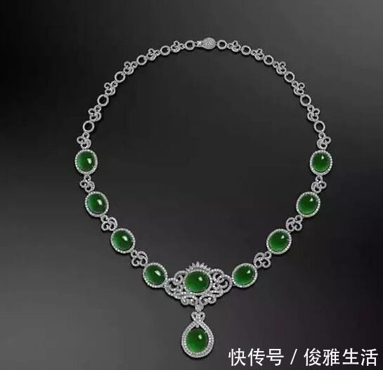 中国历史 有东方韵味的翡翠项链,时尚而高贵,演绎属于气质女性的独特美感