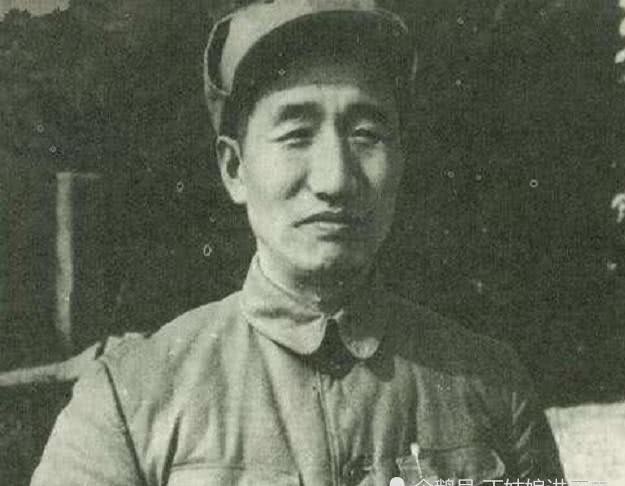军衔|1948年5月，华北军区成立，三个副司令员都是谁？后来是什么军衔