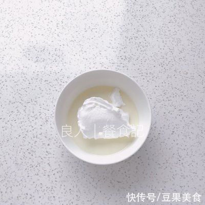 天使蛋糕|#蛋趣体验#绝对不腥的「天使蛋糕」详细教程