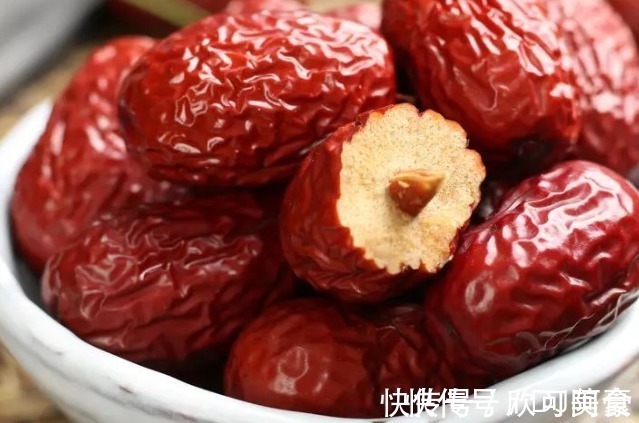 排毒|红枣和此物一起煮,滋阴养肾,排毒祛湿,头发乌黑亮丽,肌肤红润