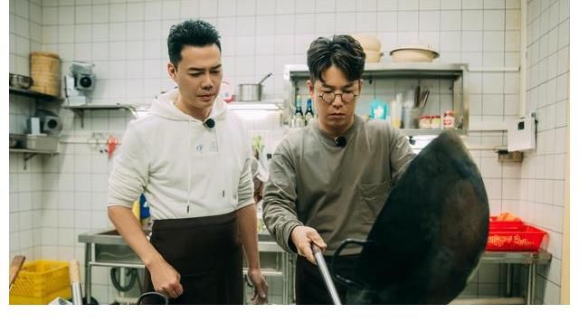 濃濃鑊氣，滿滿煙火人情味，“大灣仔五人組”治愈都市夜行人