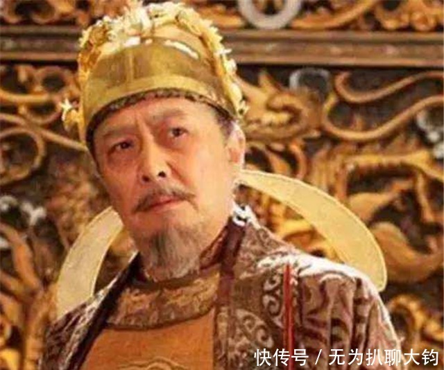 抓起|为消灭蝗灾,皇帝抓起一只蝗虫往嘴里塞:你们吃庄稼,不如吃我