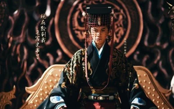 刘备|听闻刘备称帝,为何汉献帝对着蜀国方向大笑3声?原因太讽刺了